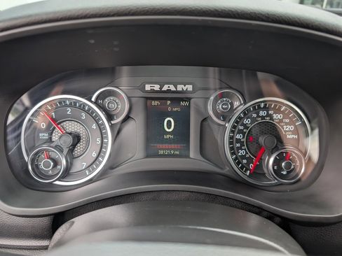 Used 2024 RAM 2500 Big Horn image 24