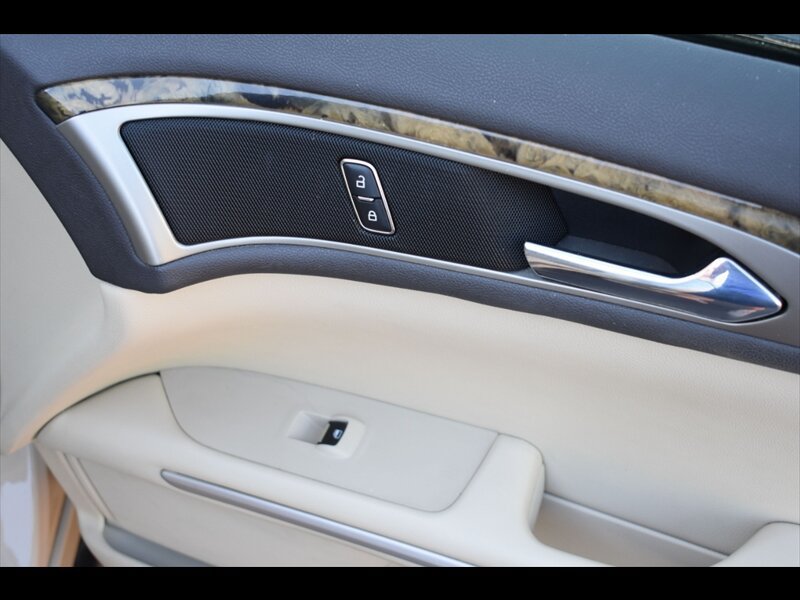 Used 2014 Lincoln MKZ w/ Equipment Group 102A Reserve FWD image 35