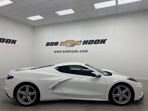 Used 2024 Chevrolet Corvette Stingray Premium Cpe w/ 3LT RWD image 4