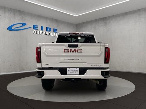 Used 2025 GMC Sierra 3500 Denali w/ Denali Reserve Package image 4
