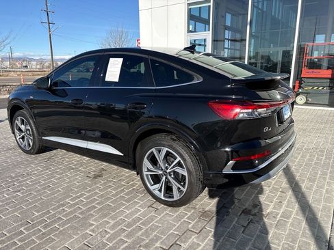 Used 2024 Audi Q4 e-tron Premium Plus image 3