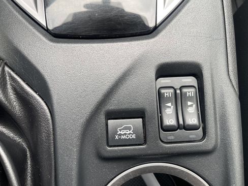 Used 2020 Subaru Crosstrek 2.0i Limited w/ Moonroof Package image 39