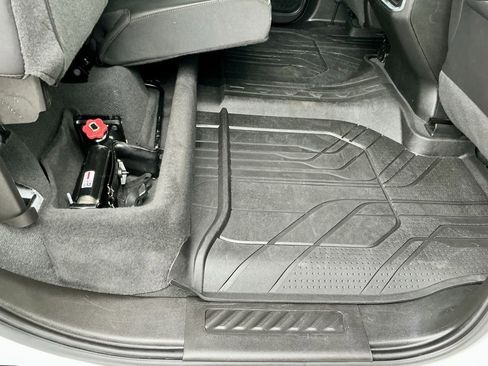 Used 2021 Chevrolet Silverado 1500 High Country w/ LPO, Dark Essentials Package image 27