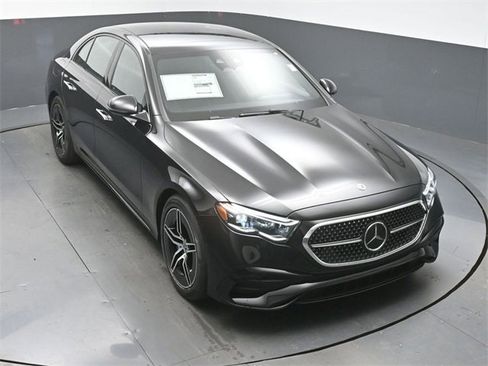 New 2026 Mercedes-Benz E 450 4MATIC Sedan image 42