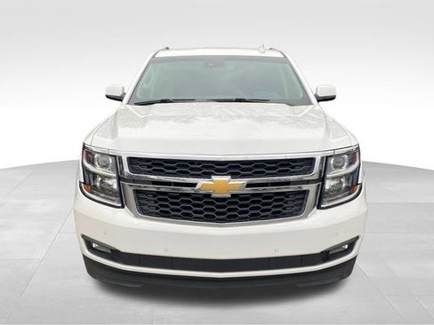 Used 2018 Chevrolet Tahoe LT w/ Luxury Package image 3