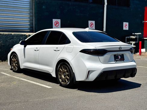 Used 2024 Toyota Corolla SE FWD image 11