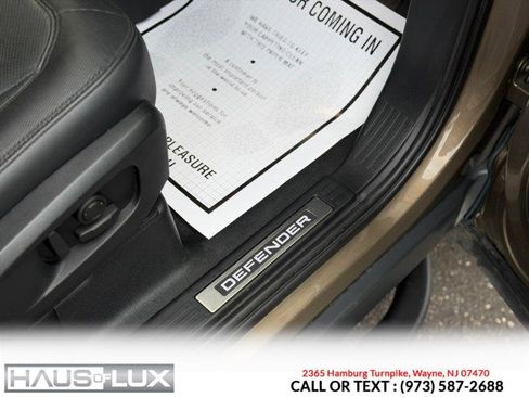 Used 2022 Land Rover Defender 110 X-Dynamic SE image 29