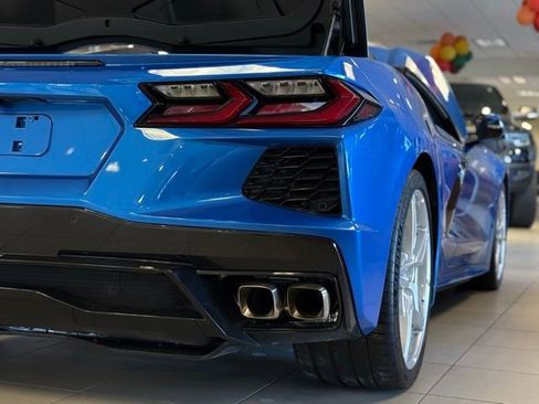 Used 2024 Chevrolet Corvette Stingray Preferred Conv w/ 2LT image 35