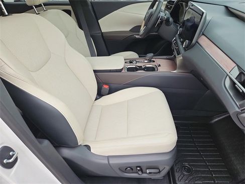 Used 2024 Lexus RX 350 Premium Plus image 12