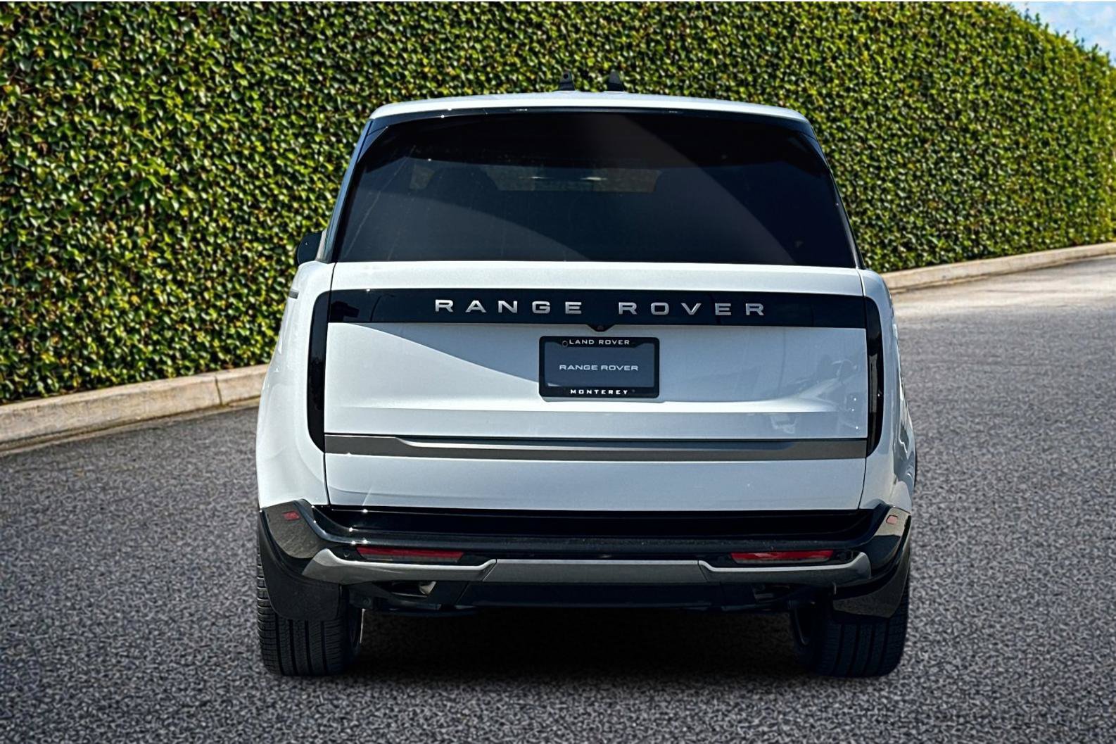 New 2026 Land Rover Range Rover SE AWD/4WD image 5