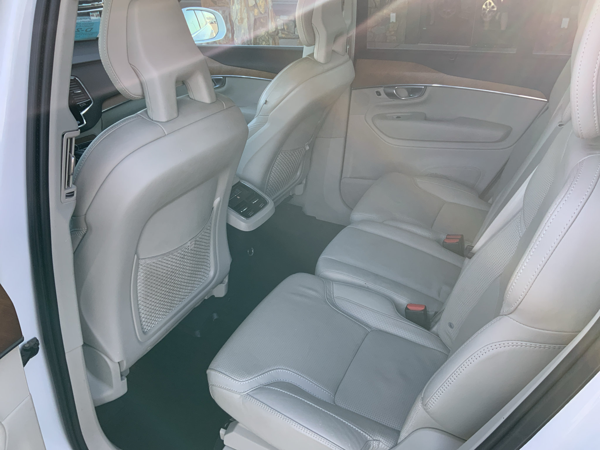 Used 2018 Volvo XC90 T6 Inscription w/ Convenience Package AWD/4WD image 15