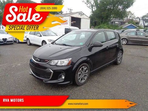Used 2019 Chevrolet Sonic LT w/ Convenience Package image 1