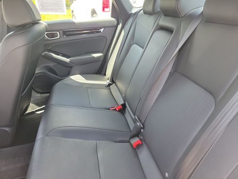 Used 2025 Honda Civic Sport image 17