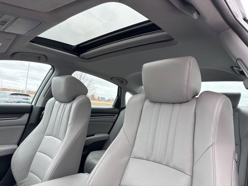 Certified 2018 Honda Accord EX-L image 8