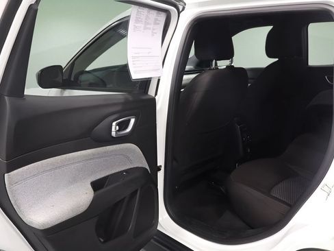 Used 2023 Jeep Compass Sport AWD/4WD image 16