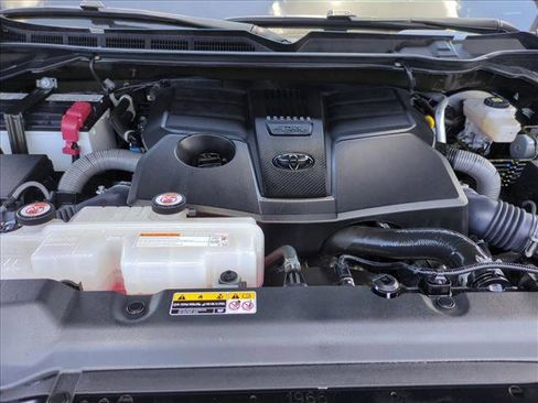 Used 2024 Toyota Tundra SR5 w/ SR5 Premium Package AWD/4WD image 21