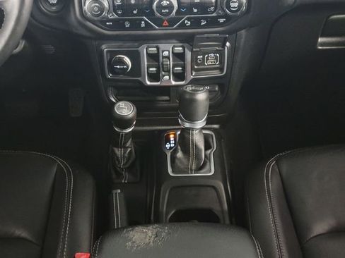 Used 2018 Jeep Wrangler Unlimited Sahara w/ Dual Top Group image 24