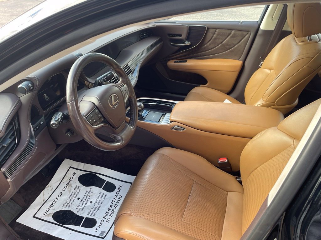 Used 2018 Lexus LS 500 AWD w/ Accessory Package (Z2) image 10