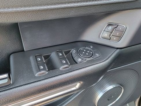 Used 2020 Ford Expedition XLT w/ Equipment Group 202A image 16