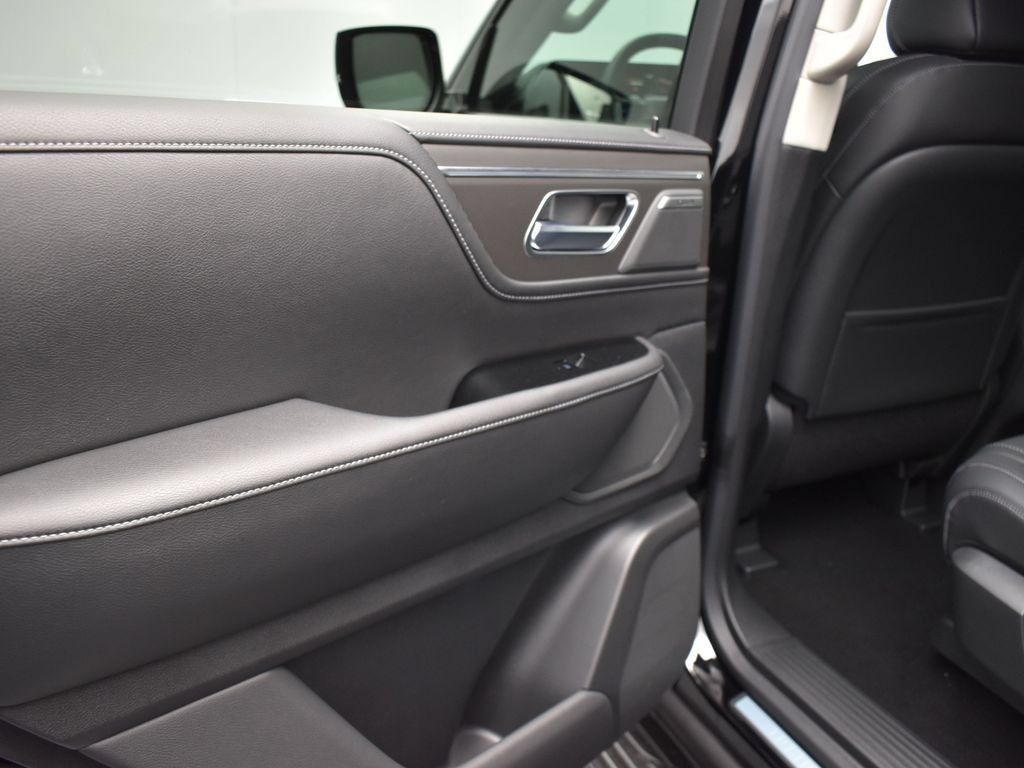 Used 2025 INFINITI QX80 Pure RWD image 15