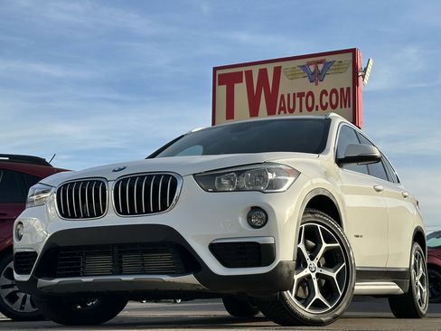 Used 2018 BMW X1 xDrive28i image 1