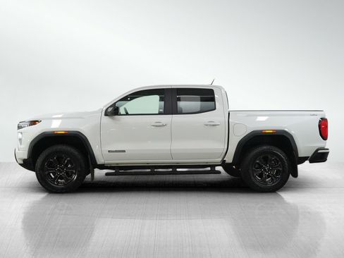 Used 2025 GMC Canyon Elevation w/ Convenience Package AWD/4WD image 2