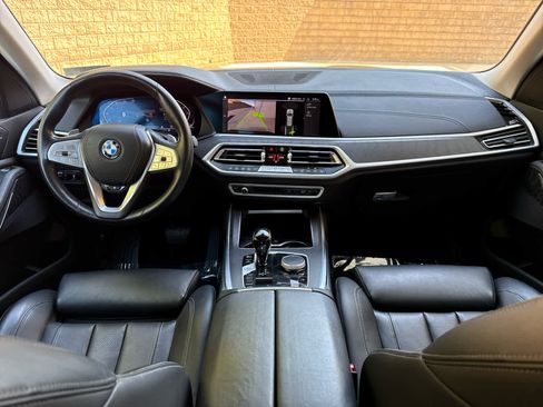 Certified 2022 BMW X7 xDrive40i image 8