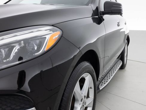 Used 2019 Mercedes-Benz GLE 400 4MATIC image 12