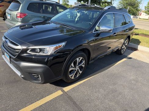 Certified 2022 Subaru Outback Touring XT AWD/4WD image 3