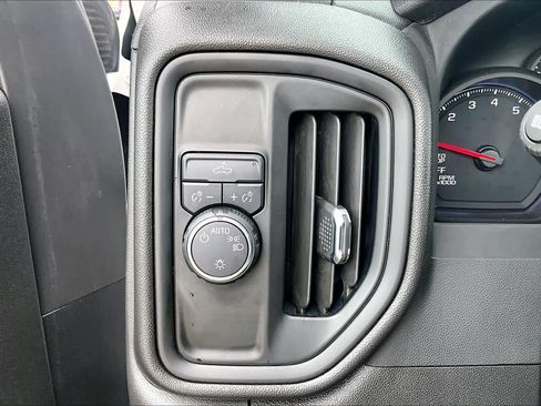 Used 2022 Chevrolet Silverado 1500 W/T RWD image 33