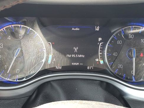 Used 2021 Chrysler Pacifica Touring-L w/ S Appearance Package FWD image 27