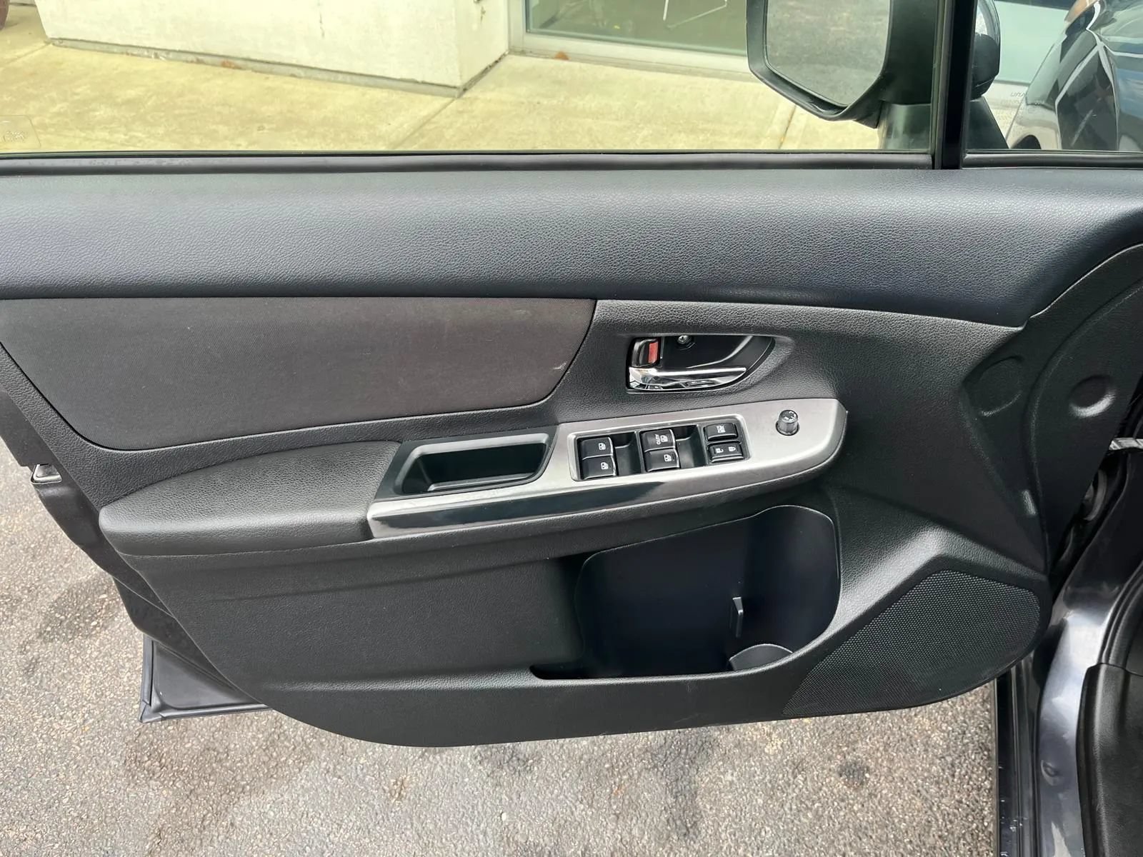Used 2015 Subaru Impreza 2.0i Premium AWD/4WD image 40
