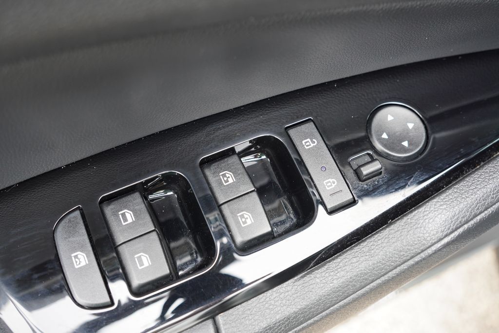 Certified 2023 Kia Sportage X-Pro AWD/4WD image 24