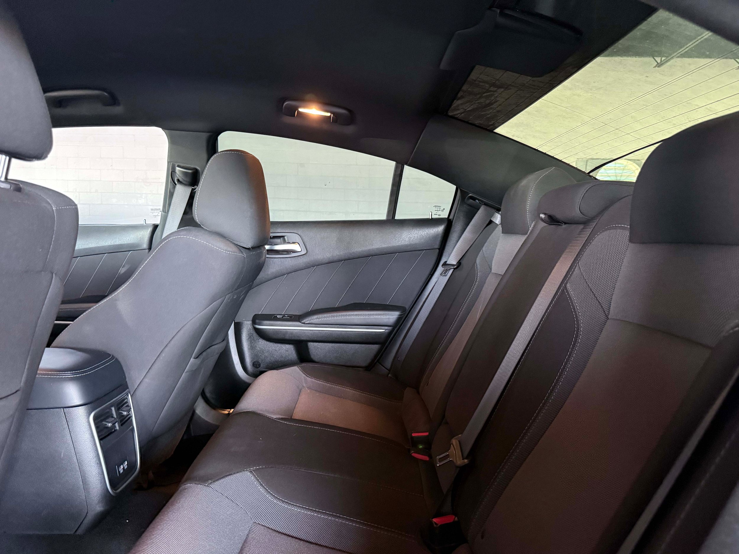 Used 2022 Dodge Charger SXT RWD image 12