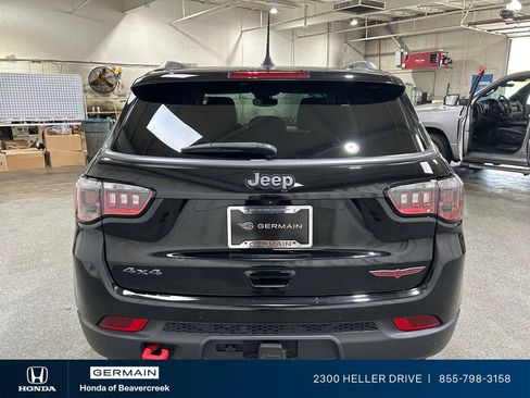 Used 2022 Jeep Compass Trailhawk w/ Sun and Sound Group AWD/4WD image 7