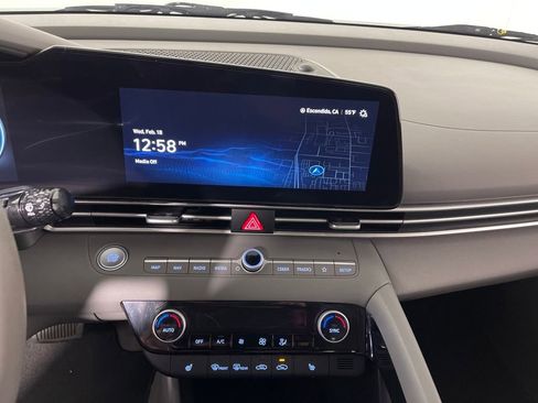 Used 2023 Hyundai Elantra SEL w/ Convenience Package image 23