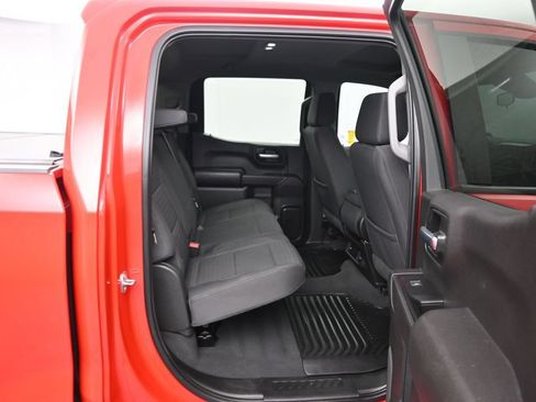 Used 2022 Chevrolet Silverado 1500 Custom Trail Boss AWD/4WD image 38