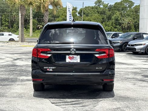 Certified 2023 Honda Odyssey Elite image 8