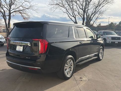Used 2021 GMC Yukon XL SLT image 5