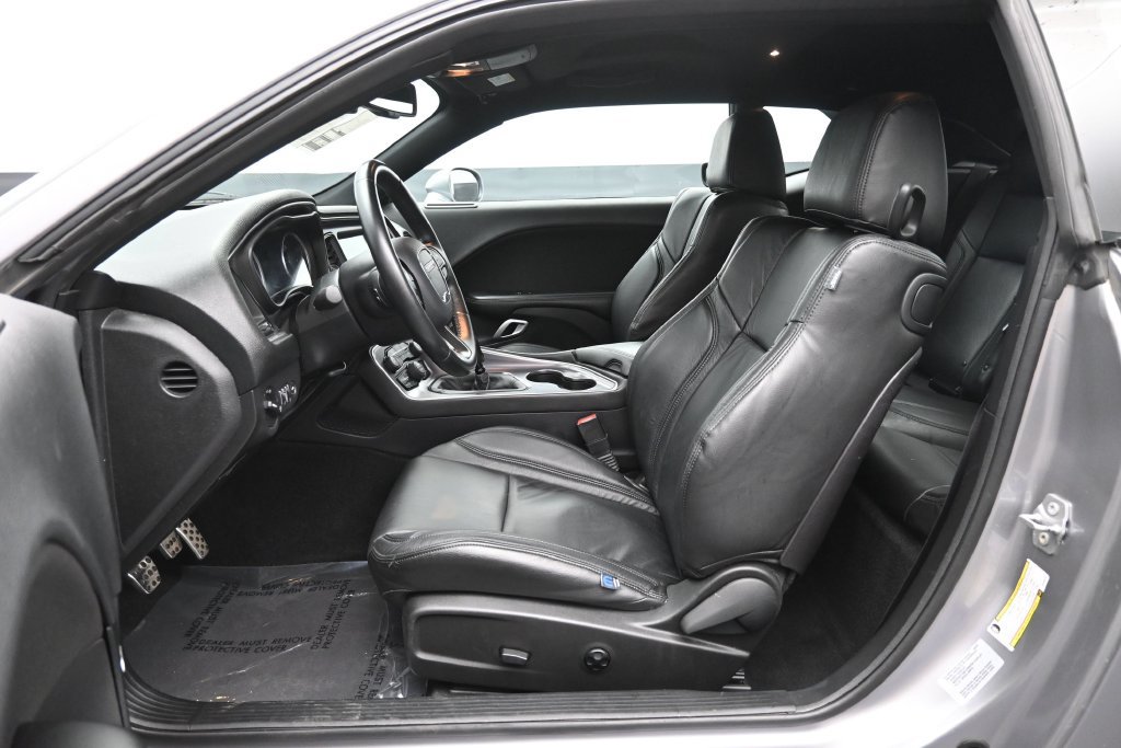 Used 2016 Dodge Challenger R/T Scat Pack RWD image 23
