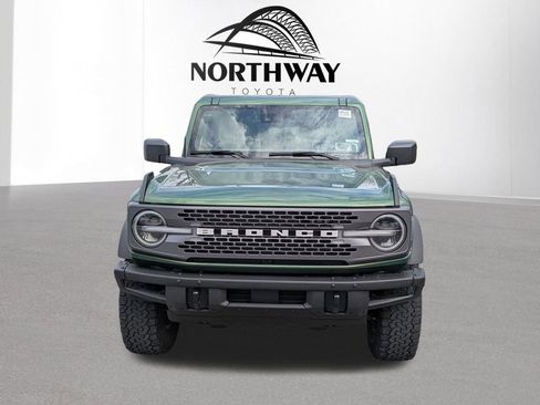 Used 2022 Ford Bronco Badlands image 9