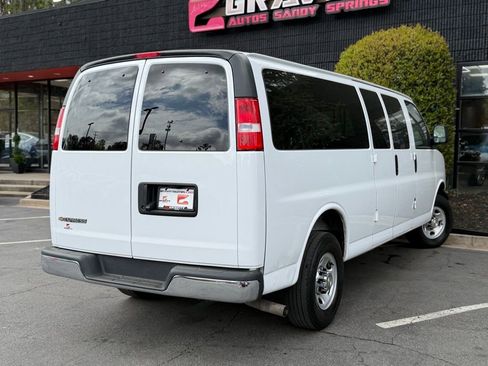 Used 2025 Chevrolet Express 3500 LT w/ LT Preferred Equipment Group image 12