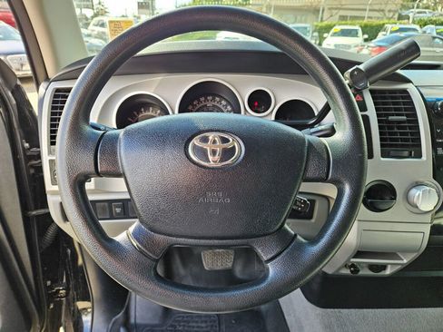 Used 2009 Toyota Tundra 2WD Double Cab image 2