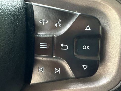 Certified 2025 Ford Bronco Badlands AWD/4WD image 28