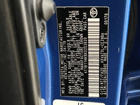 Used 2019 Toyota Camry LE FWD image 39