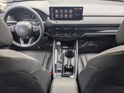 Used 2024 Honda Accord Touring image 18