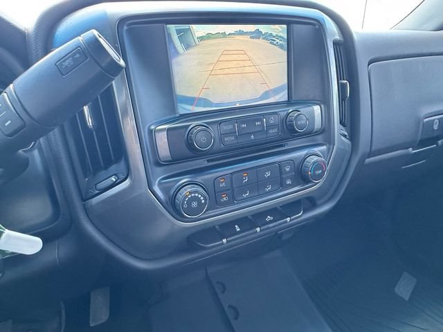 Used 2018 Chevrolet Silverado 1500 LT AWD/4WD image 9