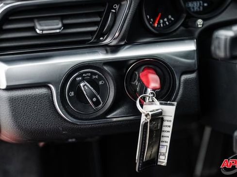 Used 2014 Porsche 911 Carrera image 64