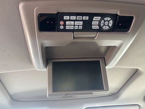 Used 2016 Honda Pilot Touring image 29