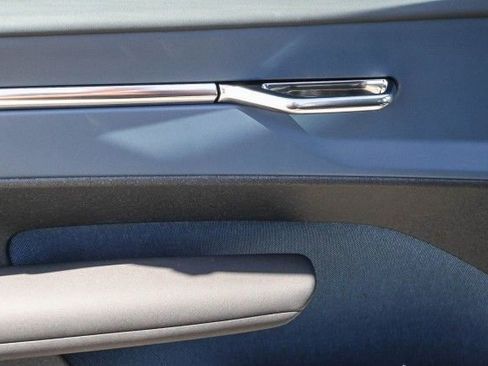 New 2025 Volvo EX30 Plus w/ Protection Package Premier image 21